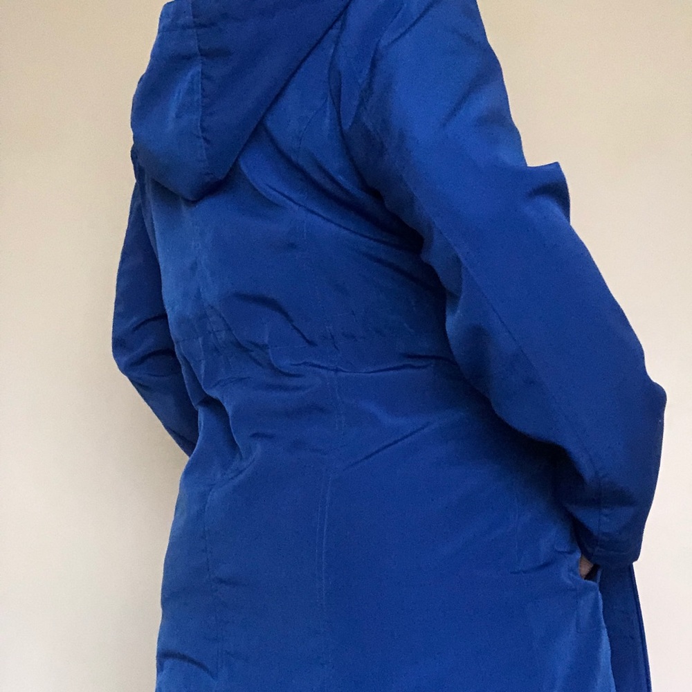 Woman’s Fall Jacket - Picture 4 of 5